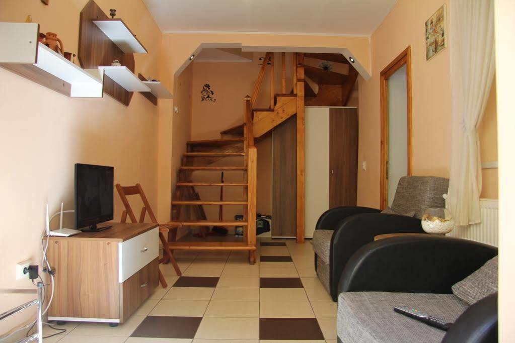 Apartament Simon Brasov Ngoại thất bức ảnh